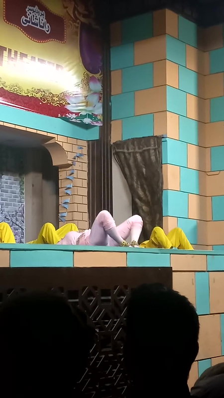 Afreen Pari-1080P-Hot moves mujra