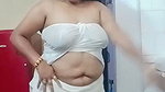 1000335886