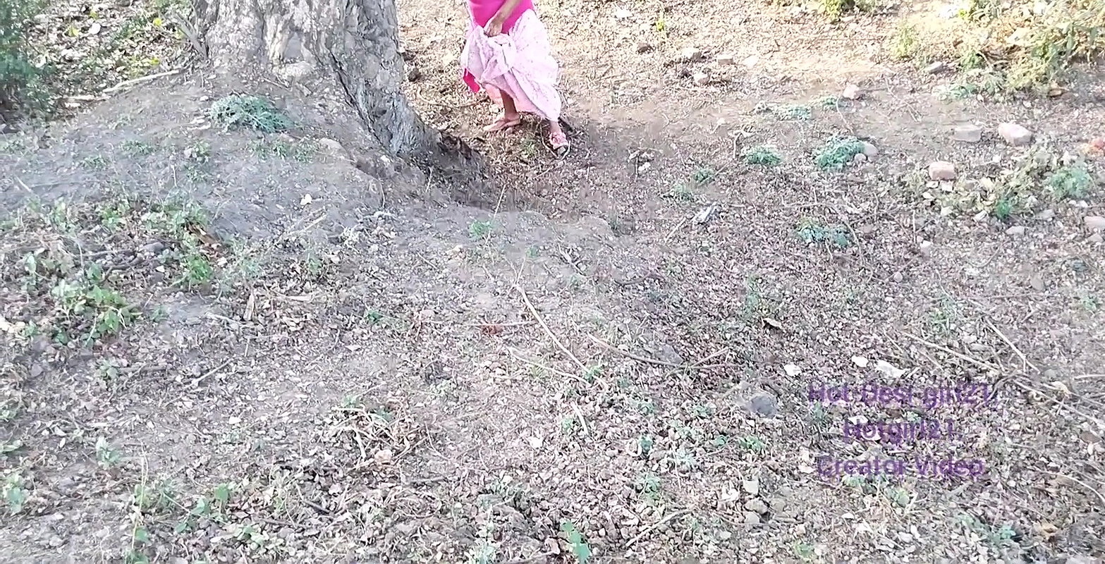 A guy fucked a sexy hot girl in the woods today.