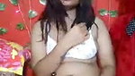 beautiful bhabhi showing her hairly pussy