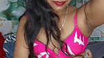 Aunty showing  rubing her wet juice pussy