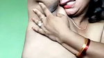 Bengali Rani bhabhi showing her figure