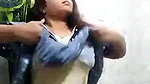 Desi bhabi showing big boobs