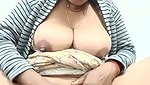 Mature aunty finger her pussy showing