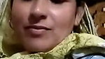 Muslim aunty showing her huge boobs suck her own boobs