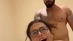 Shemale giving Blowjob  fucked in hotel room