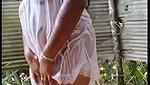 khule mein bhabhi nahayi 2