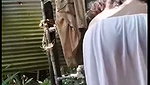 khule mein bhabhi nahayi