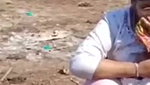 Bhabhi pissing outdoor