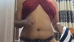 Sexy aunty showing  shaking her ass