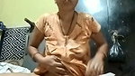 Gujrati bhabhi showing nude body