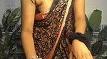 Hot aunty showing her boobs