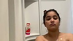 chubby girl nude bath