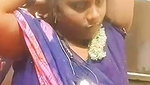 blouse kholke boob dikhayi