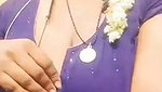 blouse kholke boob dikhayi
