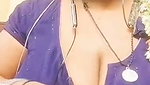 blouse kholke boob dikhayi