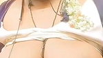 blouse kholke boob dikhayi