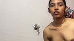 slim girl bath