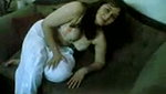 gf ki boob dabayi