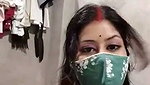 beautiful bhabhi showing her nude figure  wearing saree