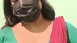 South bhabhi showing one side of her boob