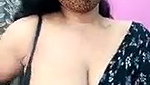 Beautiful jiya bhabhi showing her huge boobs