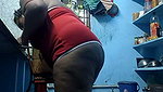 Sonia bhabhi showing her ass  working in kitchen