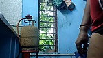 Sonia bhabhi showing her ass  working in kitchen