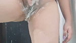 Hot Indian Maa Caught in Camera While Bathing