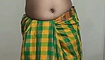 South Bhabhi Showing Her Boobs