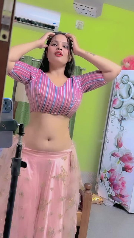 Lipsa Tripathy sexy reels – 4vids