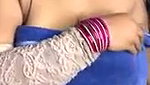 beautiful bhabhi showing her beauty
