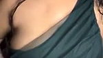 beautiful bhabhi showing her beauty