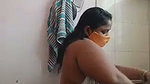 Kamwali bhabhi showing her huge boob