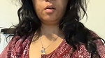 Bhabhi showing her boob