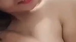 BF softly pressing her gf bobbs