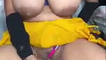 Anita showing  using dilo to masturbation
