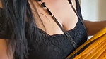Hot bhabhi show her boob