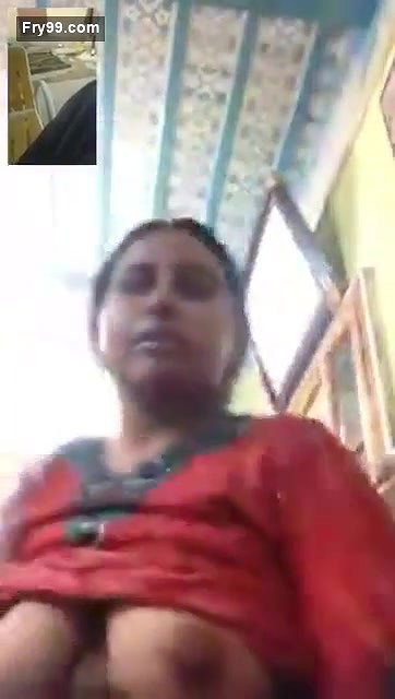 VILLAEGE Sexy Big Boobs Bhabhi Opens on Video Call