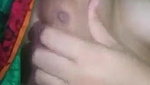 Desi bhabhi showing boobs