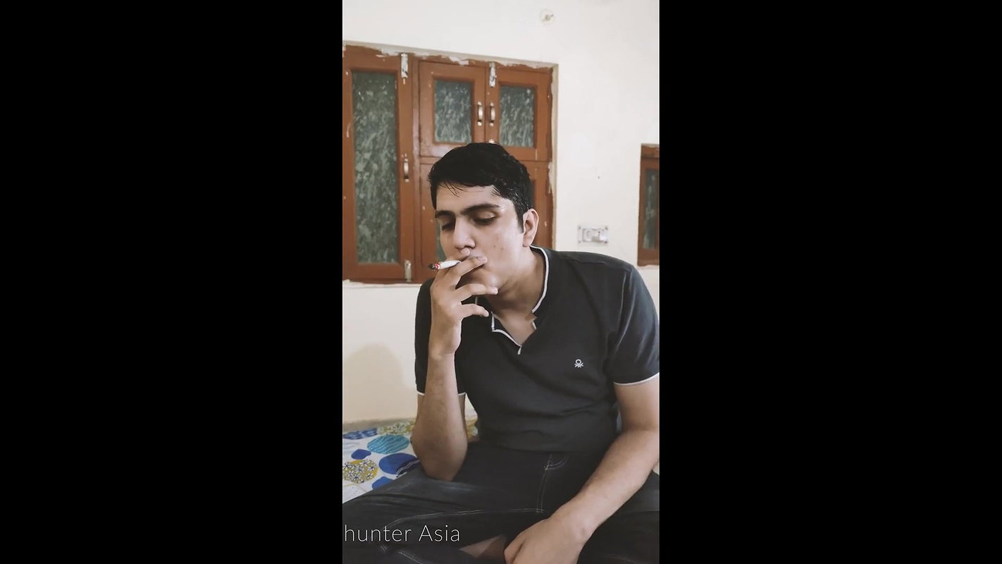 Ganja Pilla ke Indian MIlf ko hunter ne Choda or Phone mein record kiya