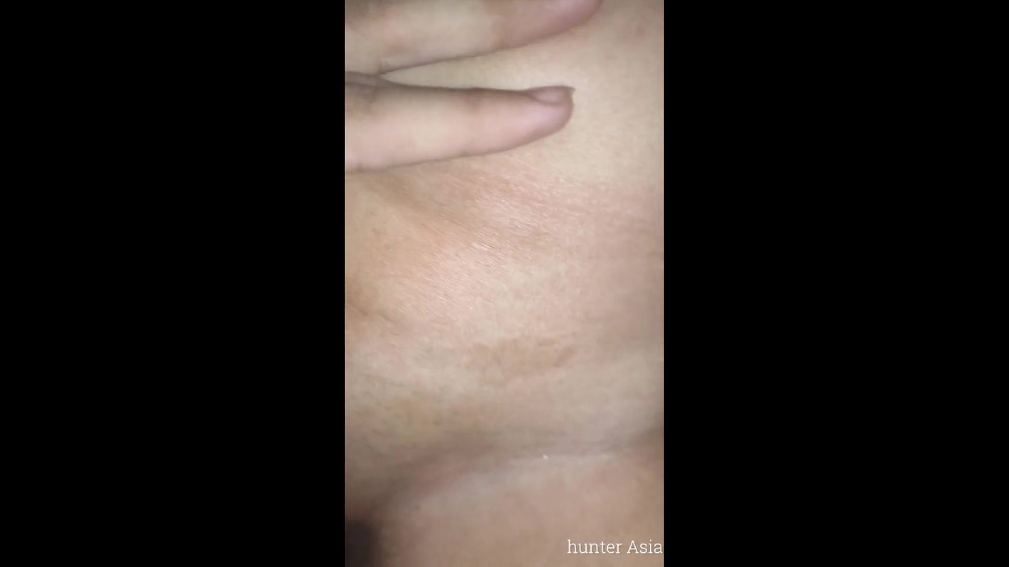 Indian girl gets fucked while parents are home – night sex short clip