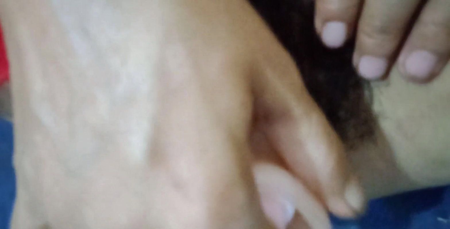 Sexy Wife lic pussy ,full sathish with sex toy play her pussy boobs,clit and outer of clit –