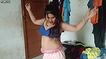 Desi hot bhabi dance