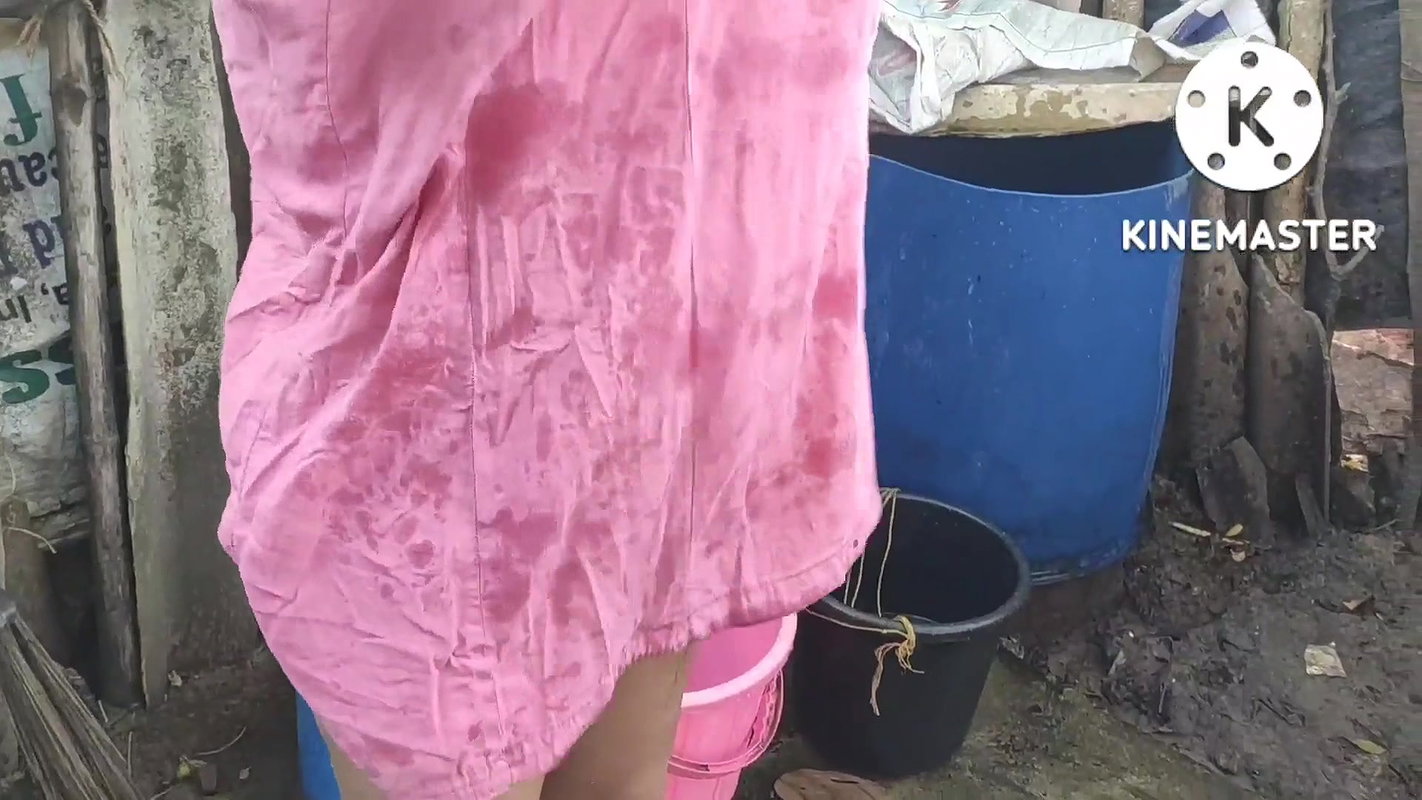 Outdoor shower bhabhi