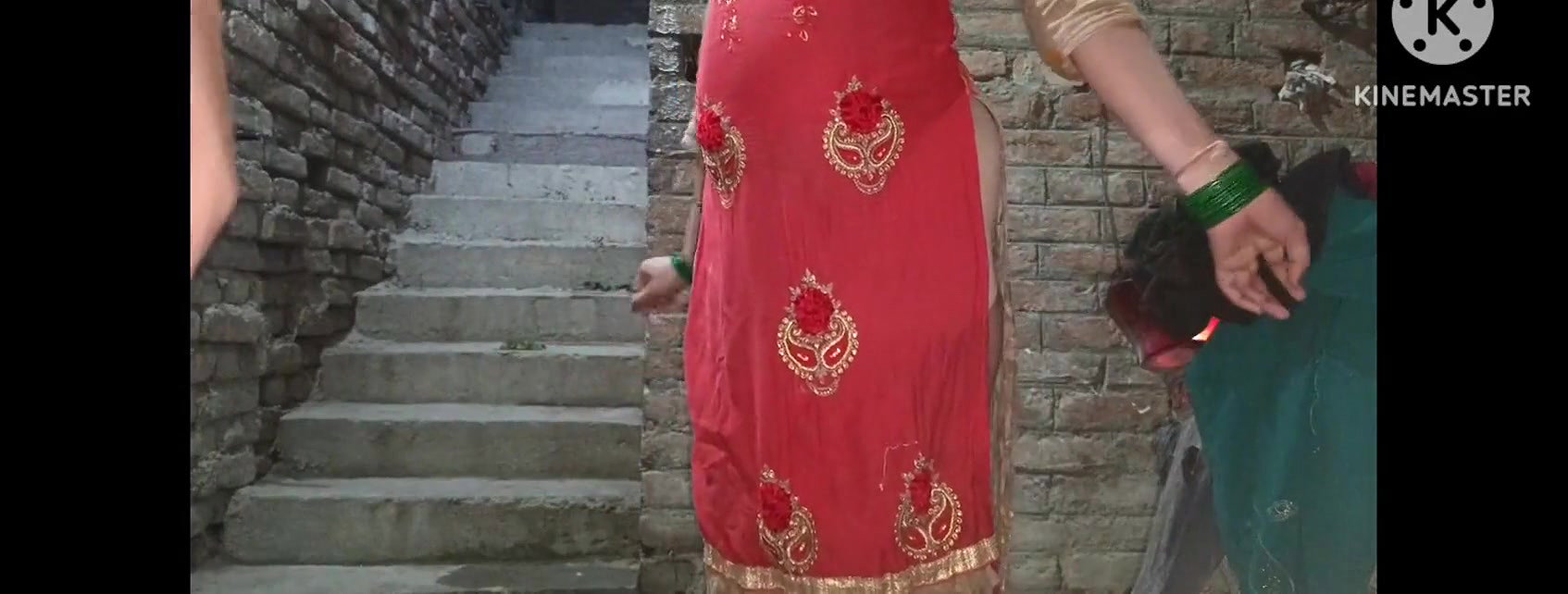 Sage chacha ke beti ka chut ka pani nikala