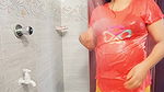 Bathing video of the beautiful Bhabhi of Bangladesh. Satisfied with toys.
