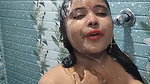 Desi fatty bhabi nude bath