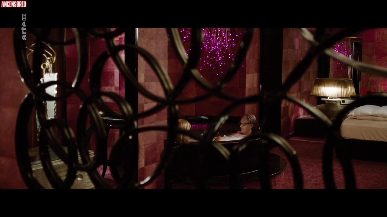 Frame 10