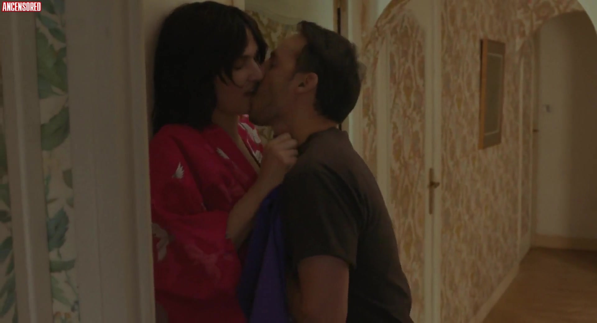 Frame 10